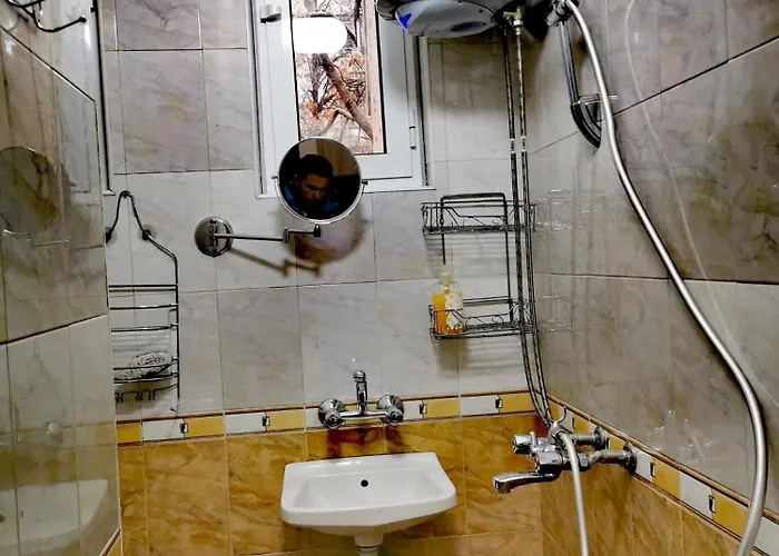 Tranquil Vintage, ソフィア